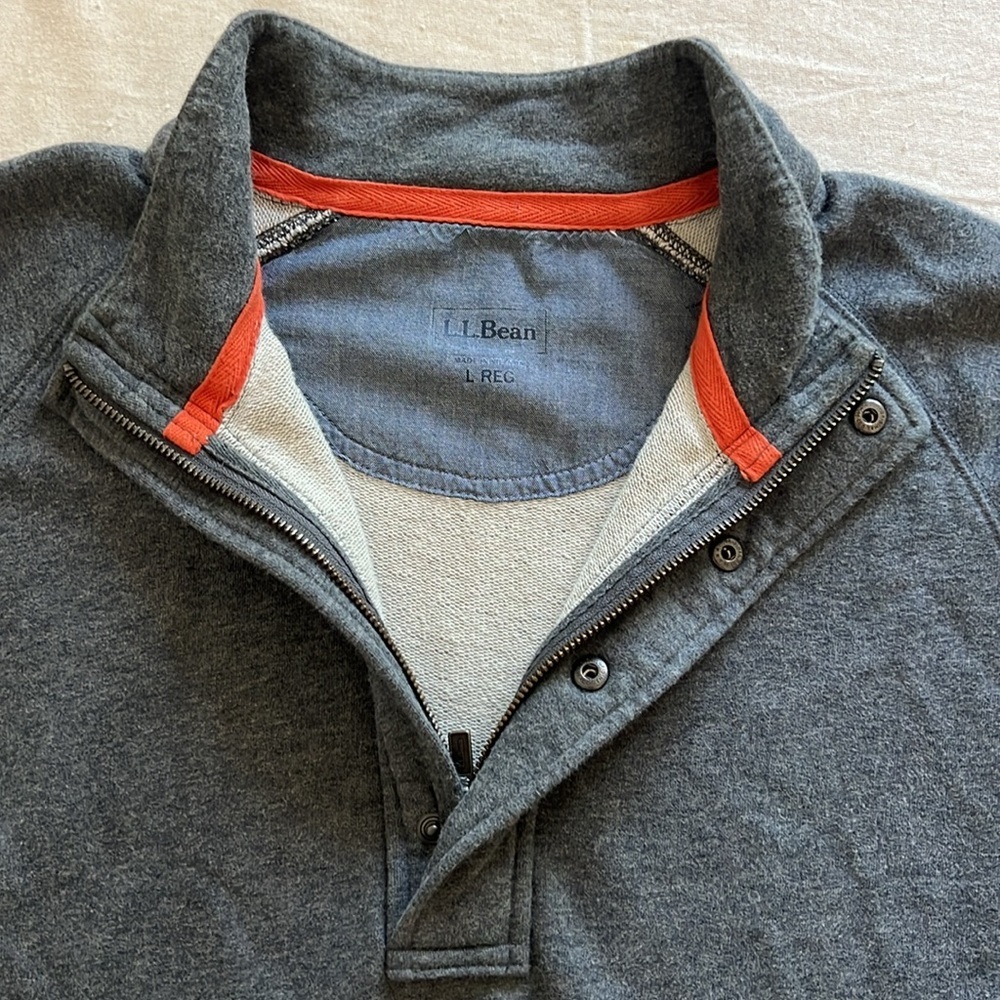 L.L. Bean Gray 1/4 Zip Up Sweater Soft Knit Casual Pullover. Size Large. - Picture 2 of 5